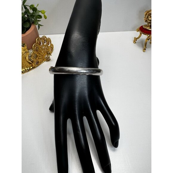 Vintage Tiffany & Co. 925 Sterling Silver Hinged Bangle Bracelet 7 1/4” Classic - Picture 3 of 9